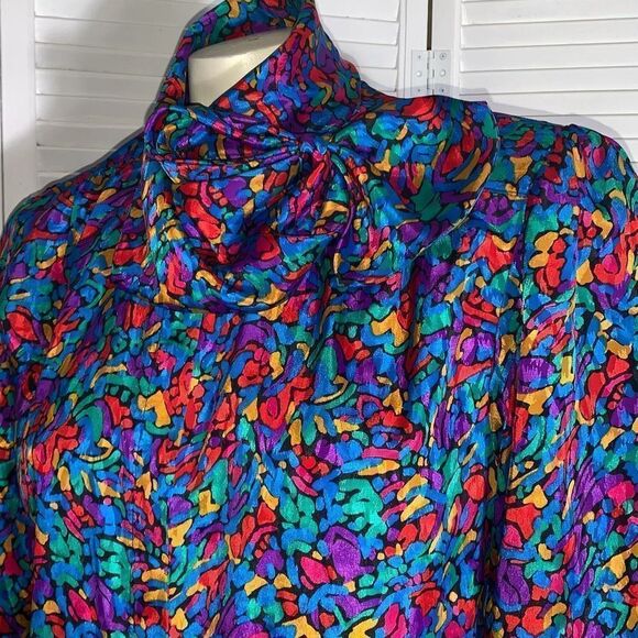 Vintage Colorful Abstract Satin Button Down Bow Tie Blouse Large - Picture 3 of 16
